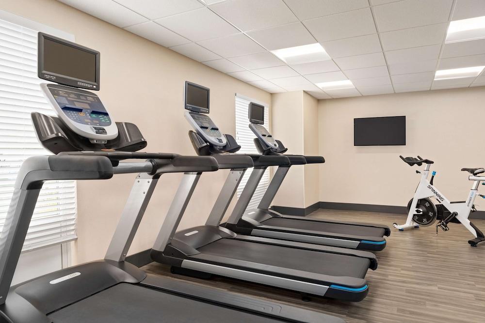 Hampton Inn & Suites Ocean City West
