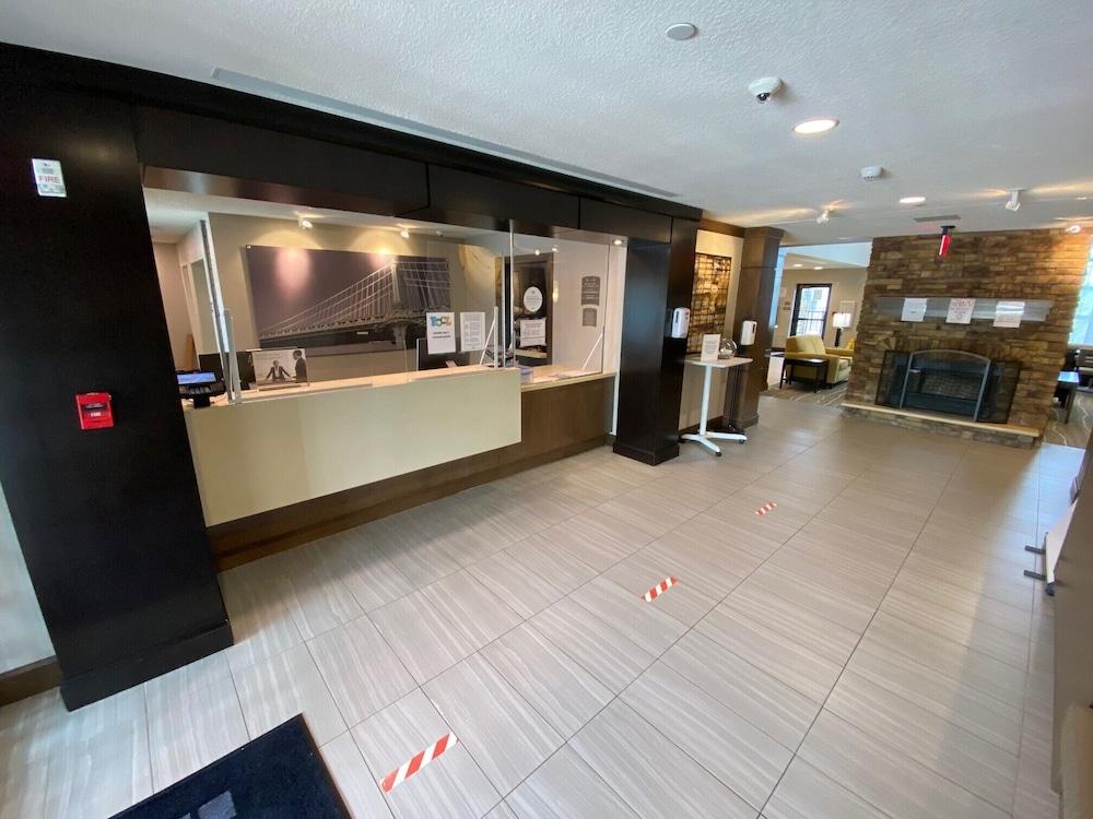 Staybridge Suites Fort Lauderdale Airport - West
