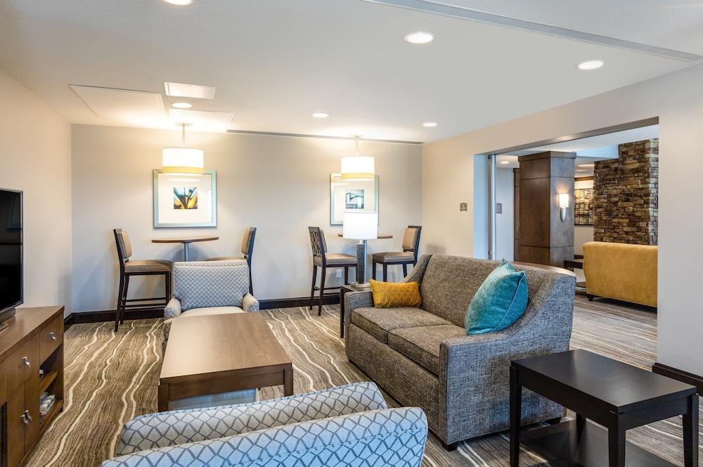 Staybridge Suites Fort Lauderdale Airport - West