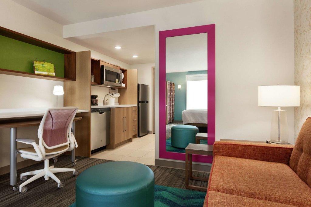 Home2 Suites By Hilton Portland Airport