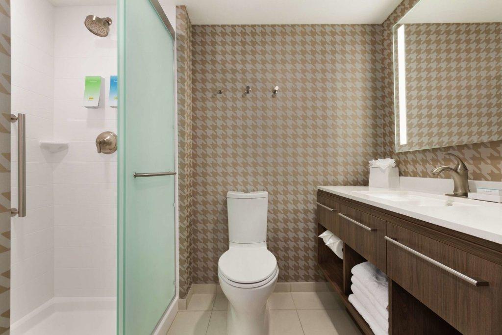 Home2 Suites By Hilton Portland Airport