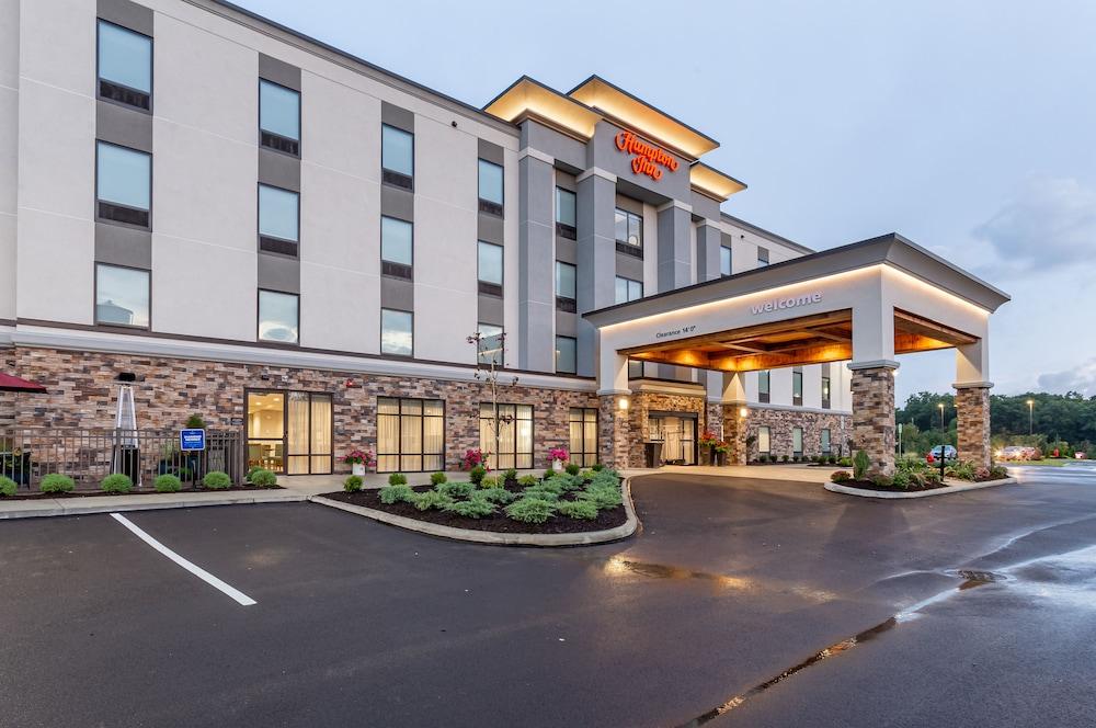 Hampton Inn Madison, OH