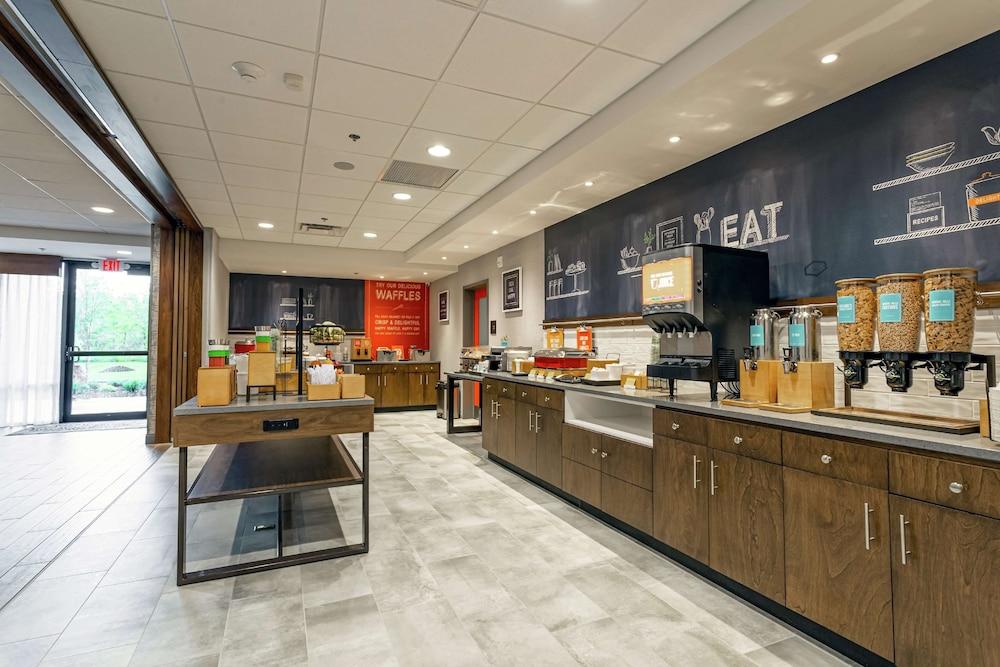 Hampton Inn Madison, OH