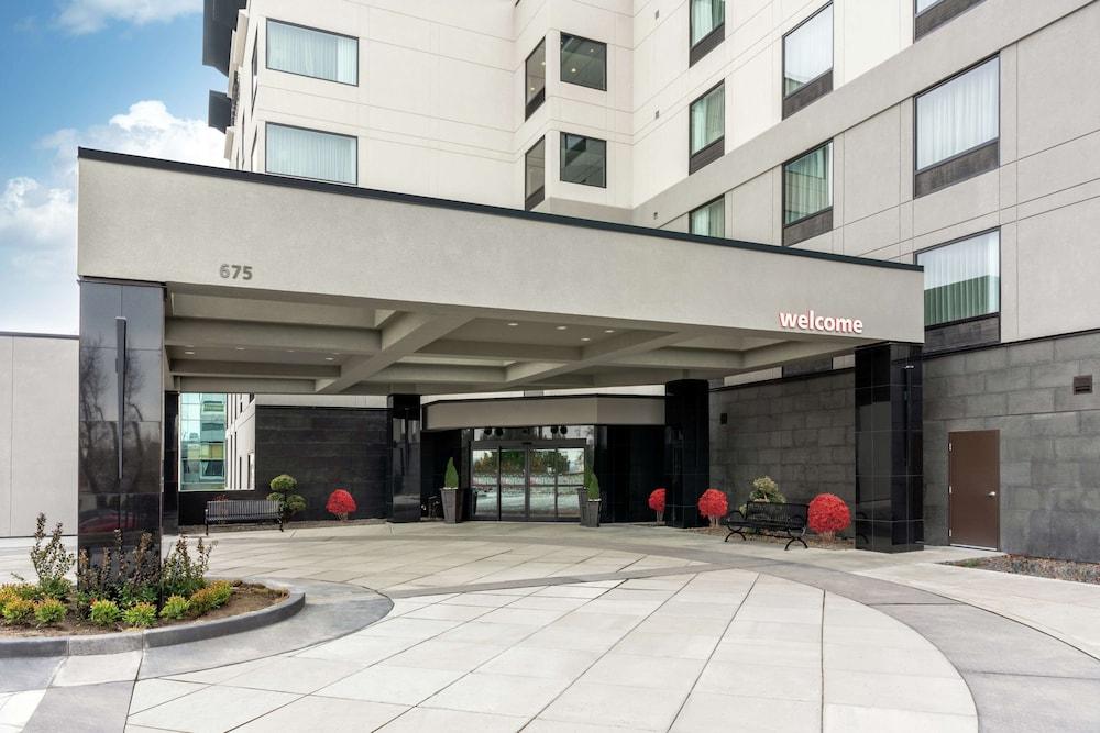 Hampton Inn & Suites Spokane Downtown-South