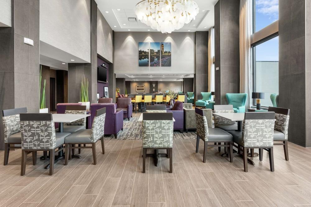 Hampton Inn & Suites Spokane Downtown-South