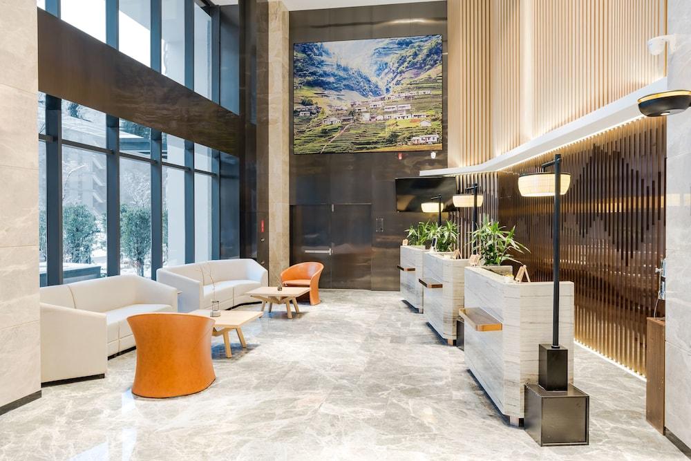 Atour Hotel South Station Zhenda Road