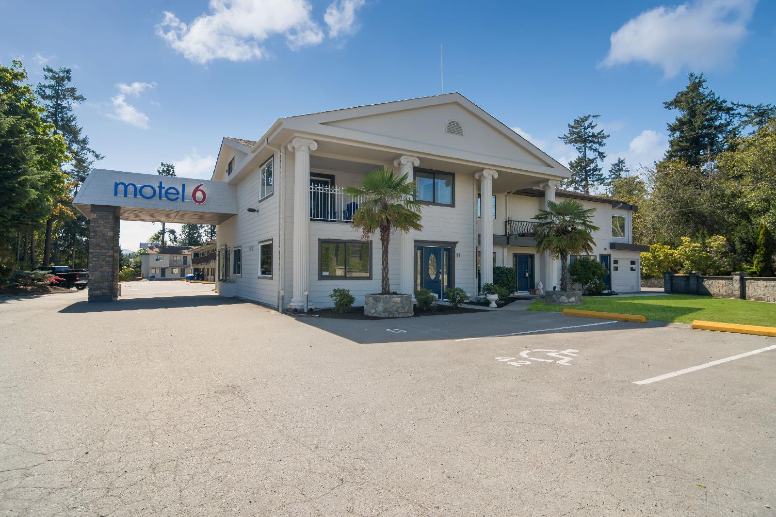 Motel 6 Victoria Airport Saanichton