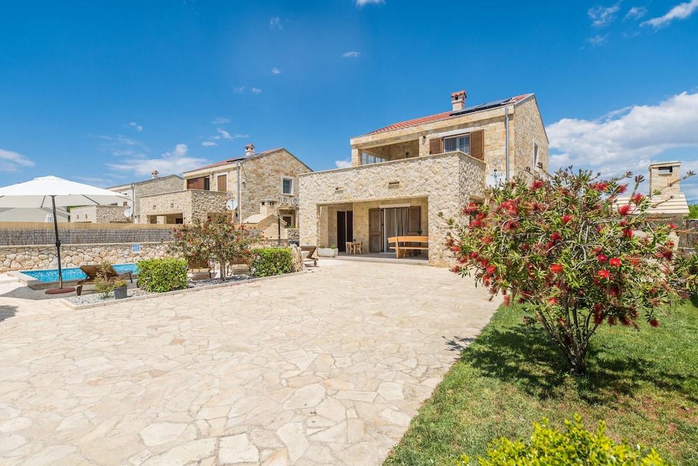 Villa St Vid