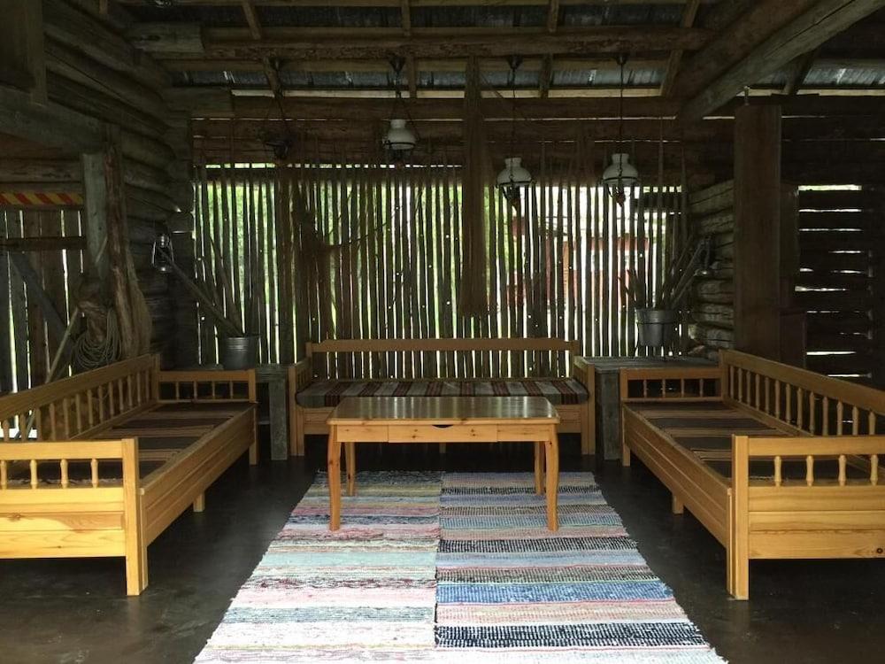Iisakki Village Summer Cottages