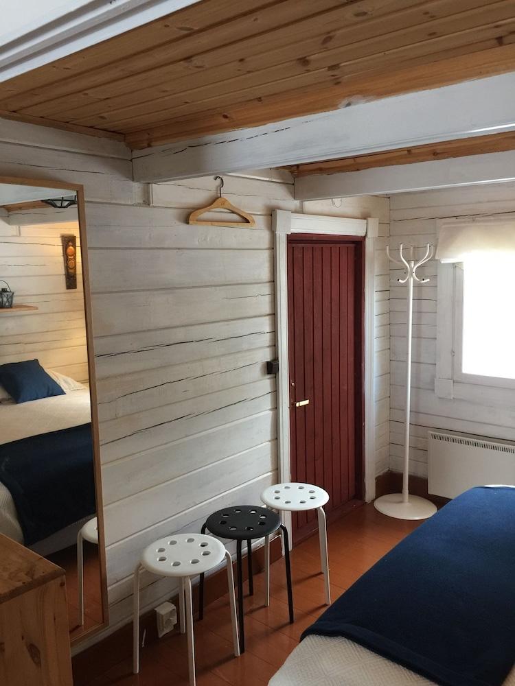 Iisakki Village Summer Cottages