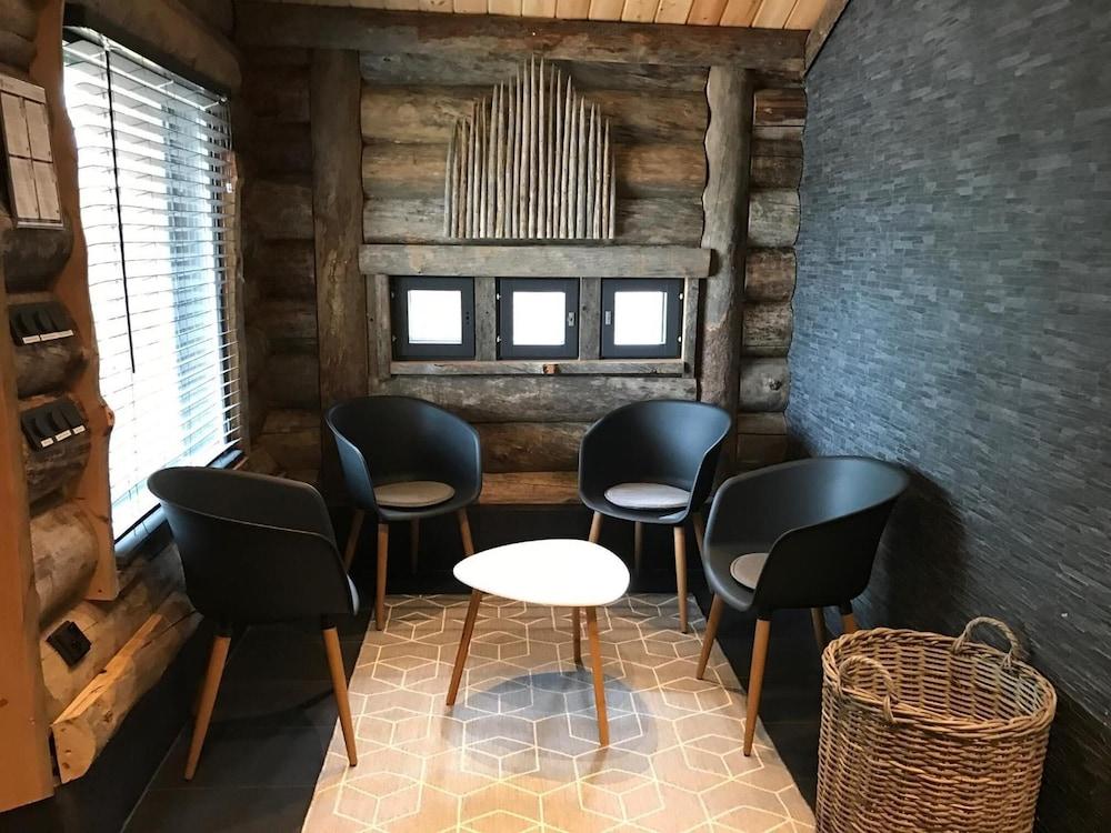 Iisakki Village Summer Cottages