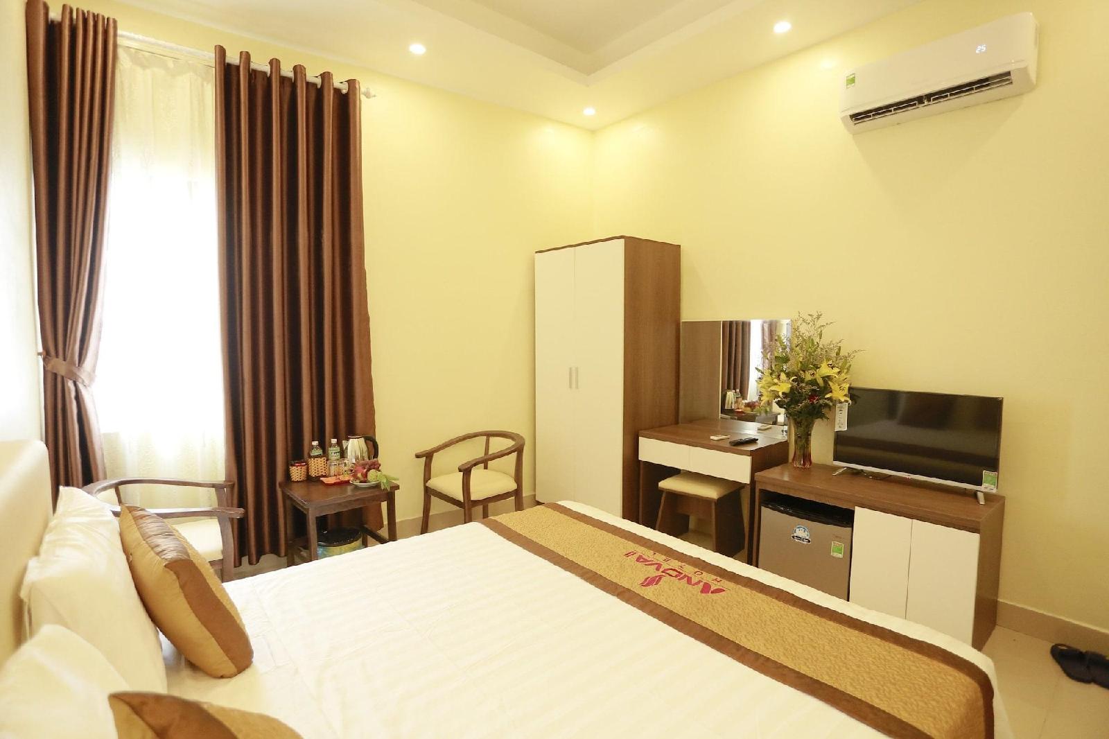 Anova 2 Hotel