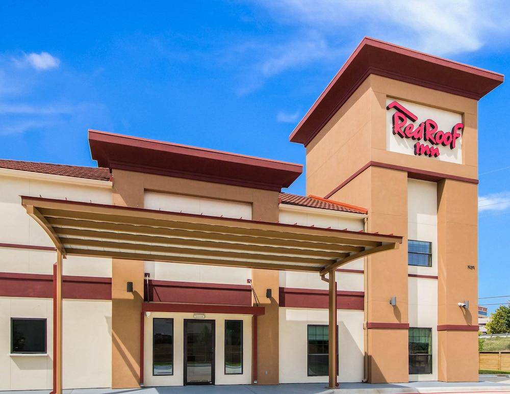 Red Roof Inn Houston Willowbrook