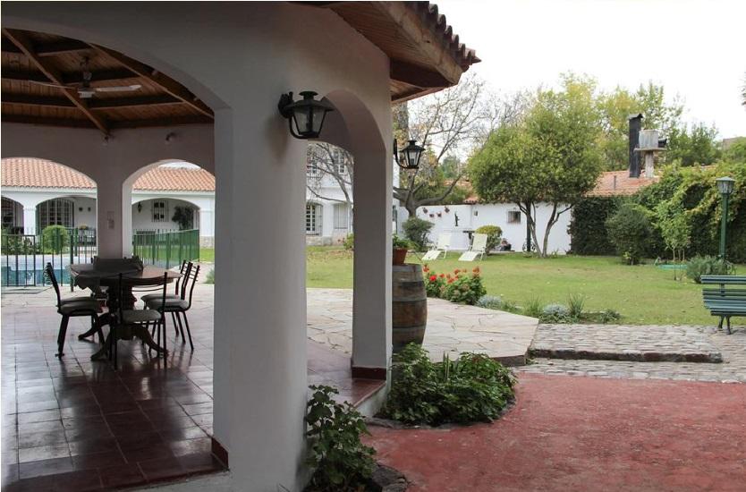 Chiara Lodge