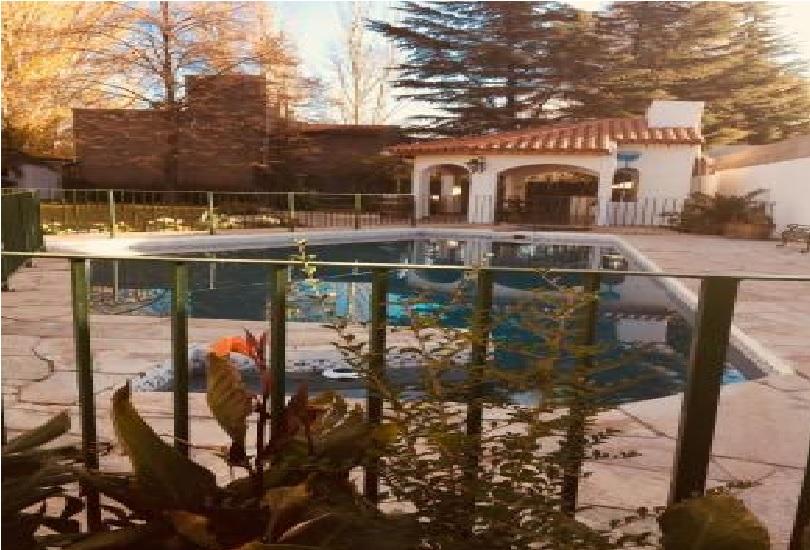Chiara Lodge
