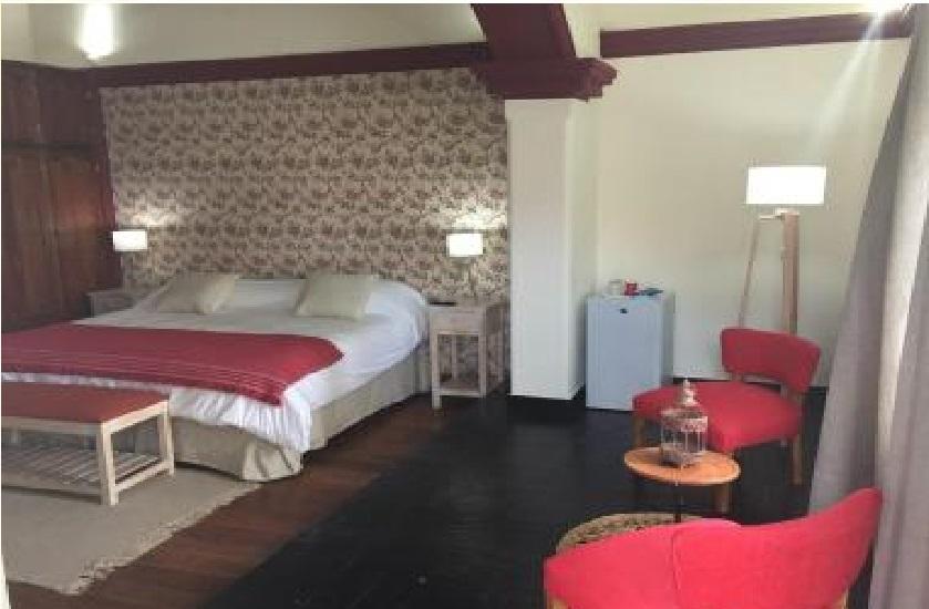 Chiara Lodge