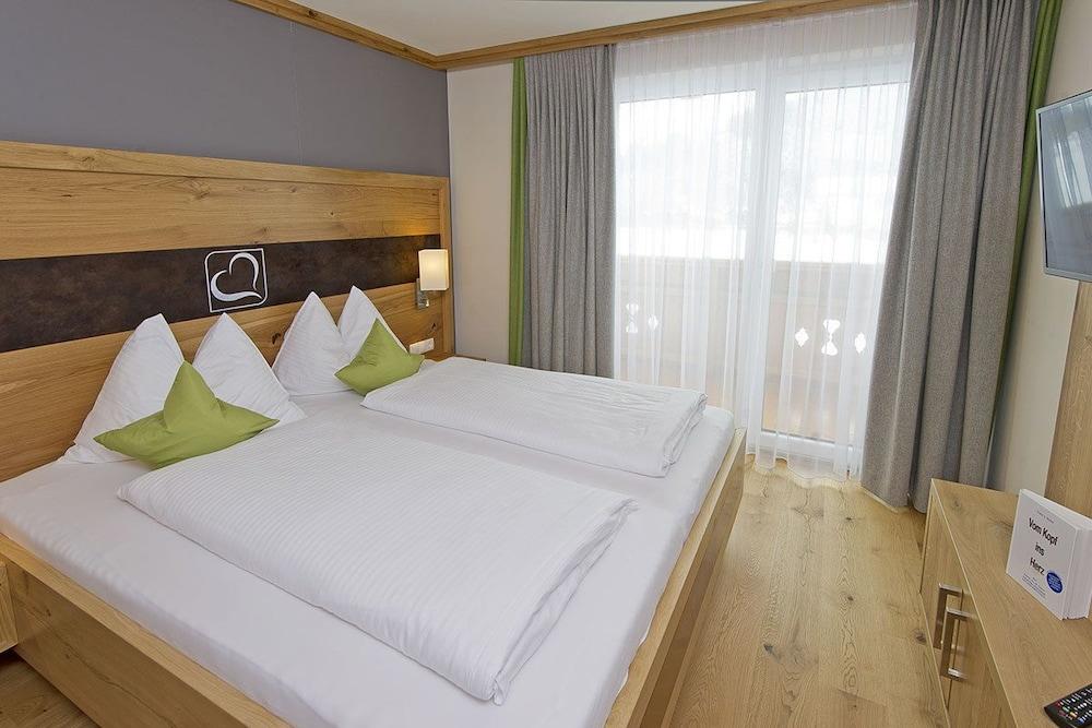 Taxerhof Wellness & Aparthotel
