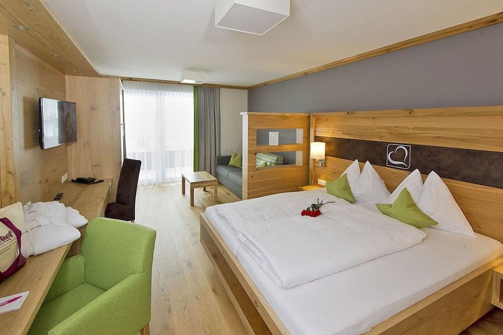 Taxerhof Wellness & Aparthotel