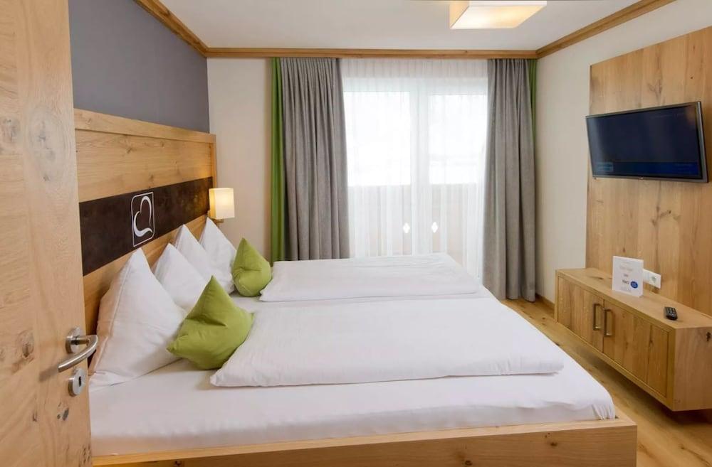 Taxerhof Wellness & Aparthotel