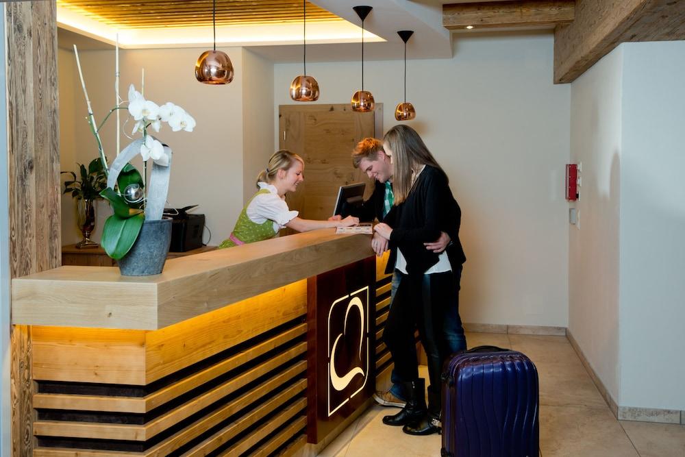 Taxerhof Wellness & Aparthotel