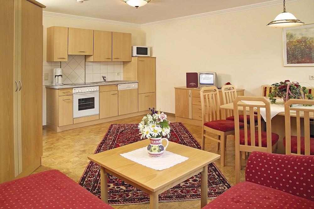 Taxerhof Wellness & Aparthotel