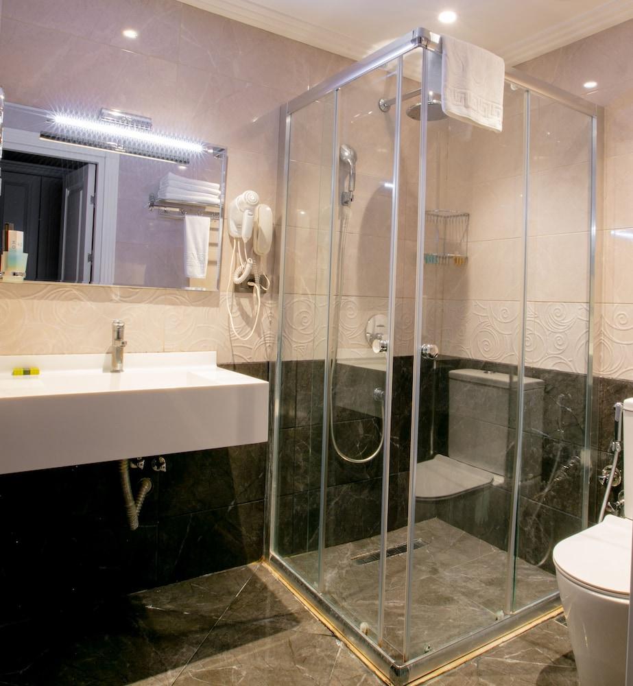 Theatrum Hotel Baku