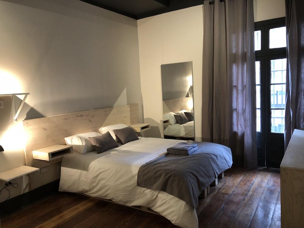 Hostal Merced 88