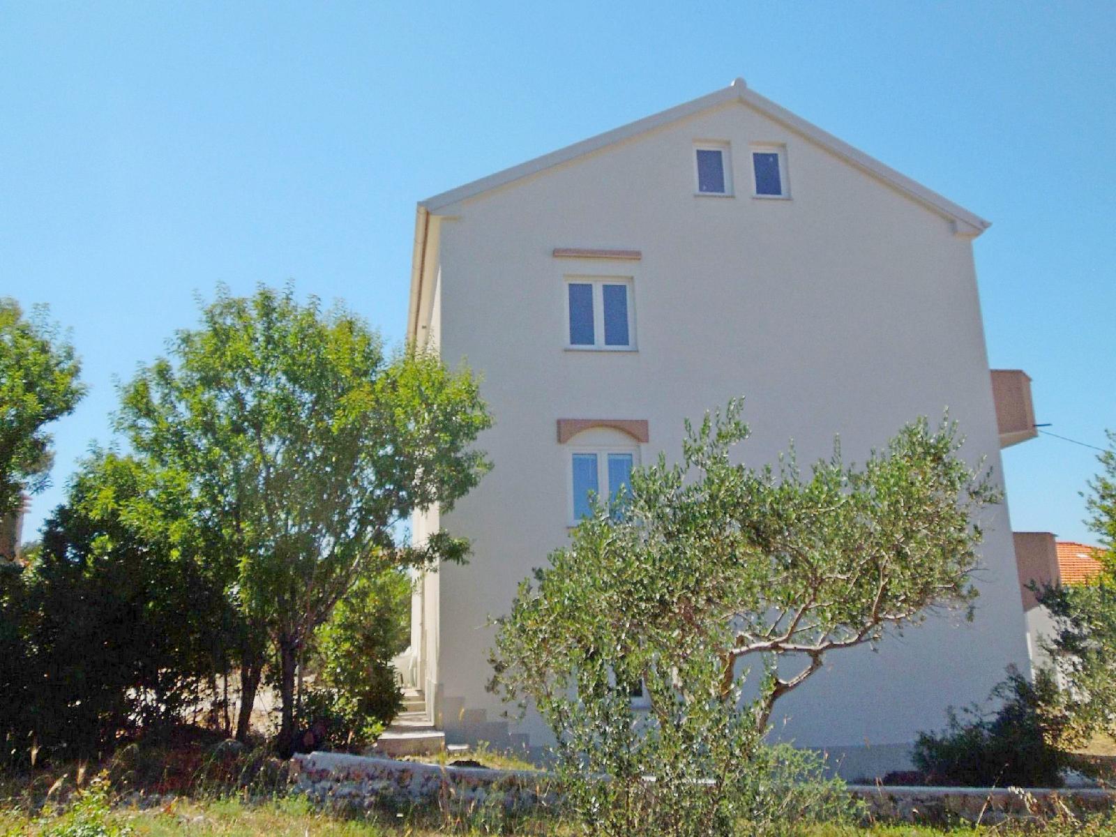 Apartments Darije