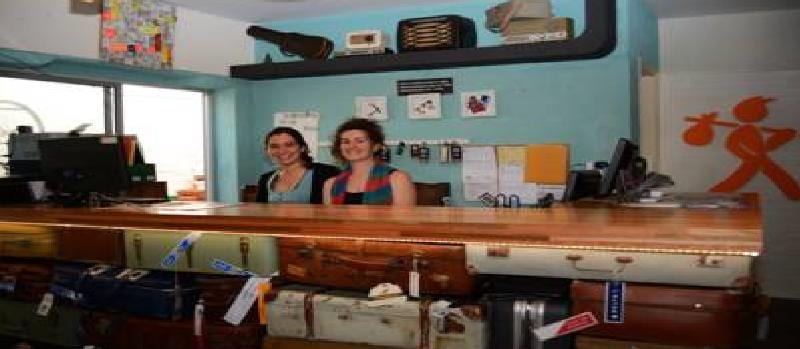 El Viajero Brava Beach Hostel & Suites