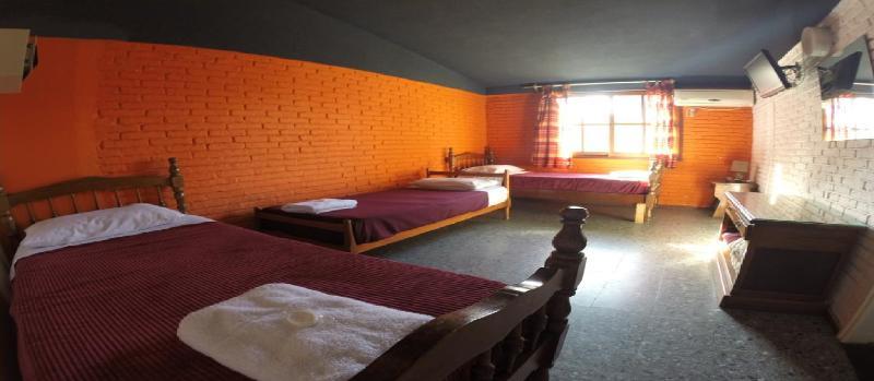 El Viajero Brava Beach Hostel & Suites