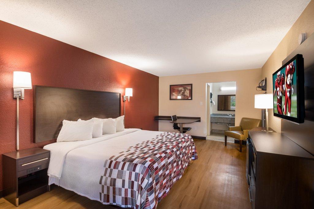 Red Roof Inn Temple