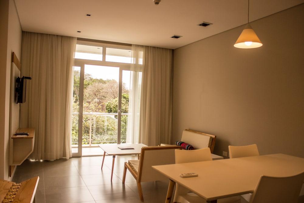 Tapu'a Apart Hotel