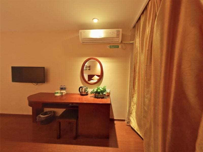 GreenTree Inn Shanghai Songjiang District Yanshou Road Lita Express Hotel