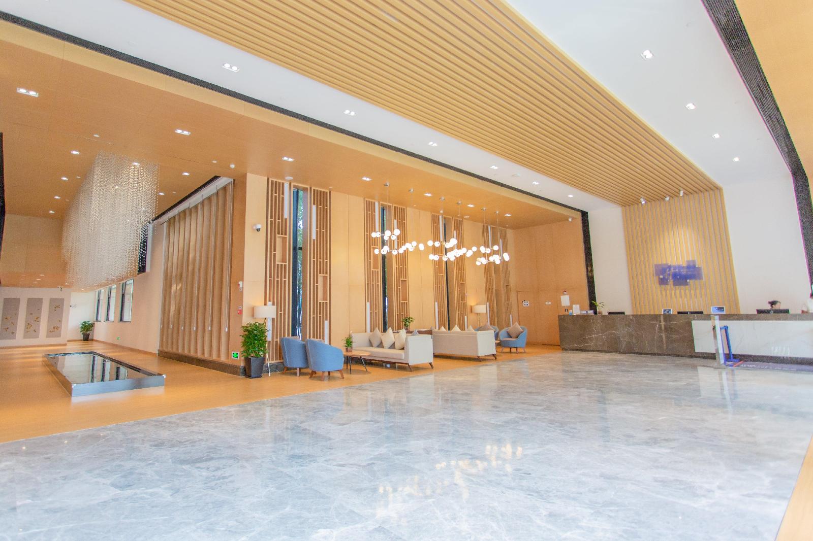 Holiday Inn Express Ya'an City Center