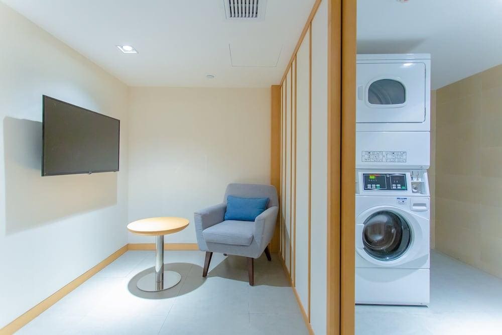 Holiday Inn Express Ya'an City Center