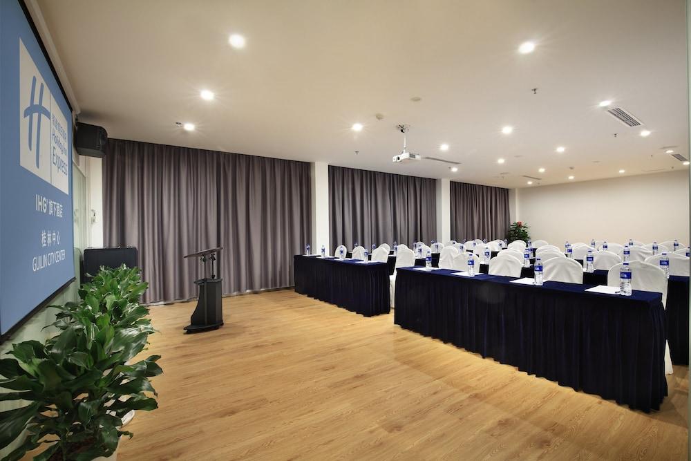 Holiday Inn Express Guilin City Center