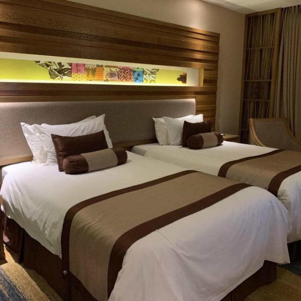 Wanyi Lijing Hotel