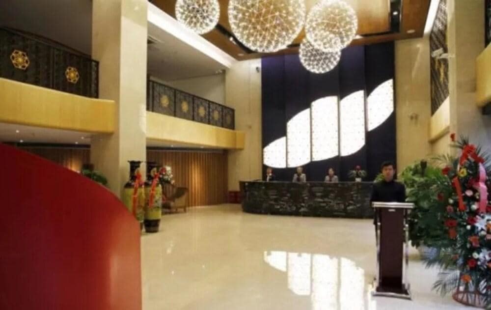Wanyi Lijing Hotel