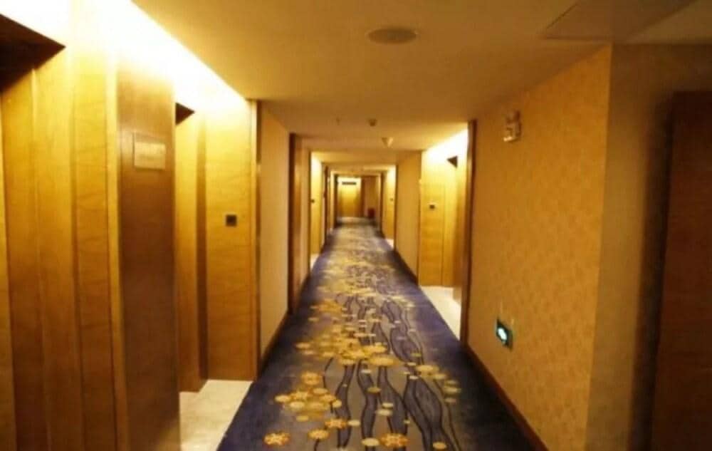 Wanyi Lijing Hotel
