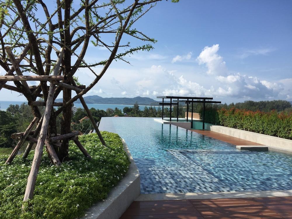 6 Avenue Surin by Lofty