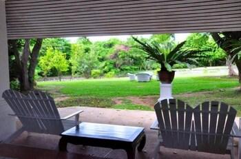 Tamarind Lake Villa