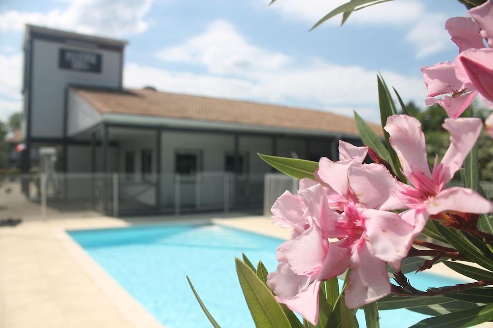Brit Hotel Manosque Cadarache