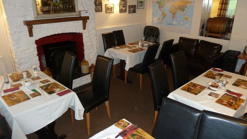 Mid Wales Inn