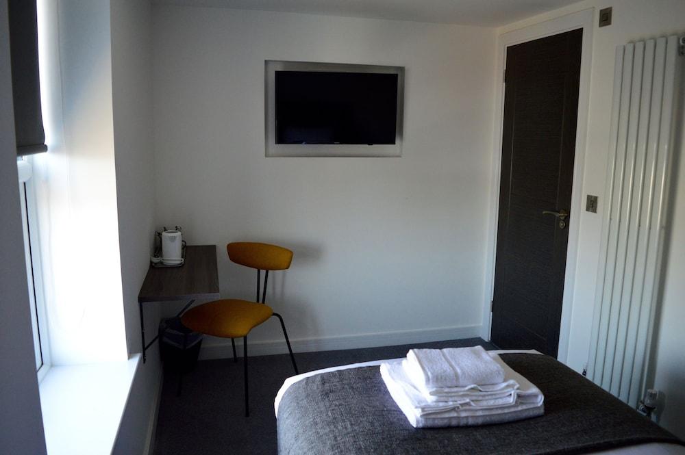 Q8 Boutique Hotel