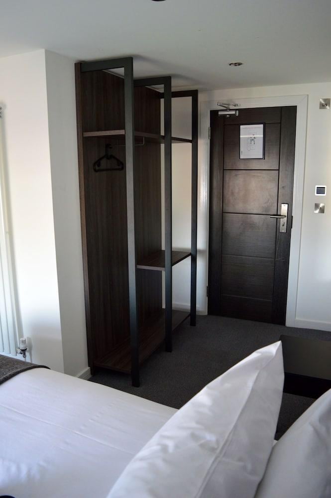 Q8 Boutique Hotel