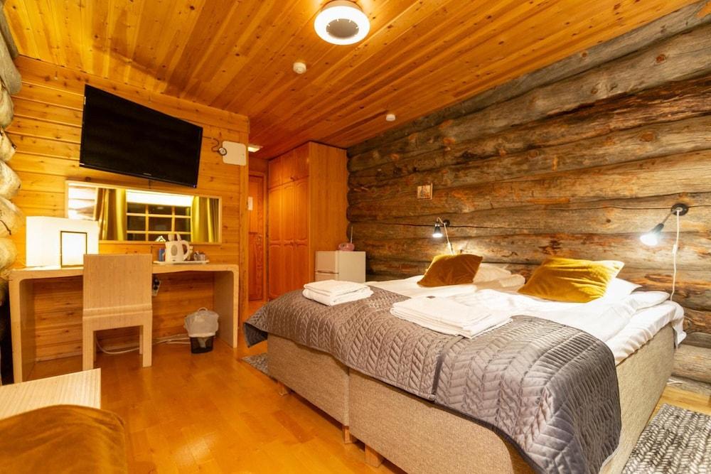 Log House Kuukkeli Teerenpesä