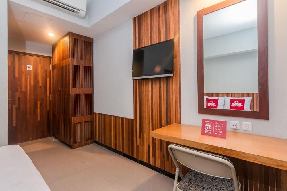 Hadi Poetra Hotel by ZEN Rooms