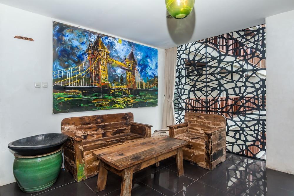 Hadi Poetra Hotel by ZEN Rooms