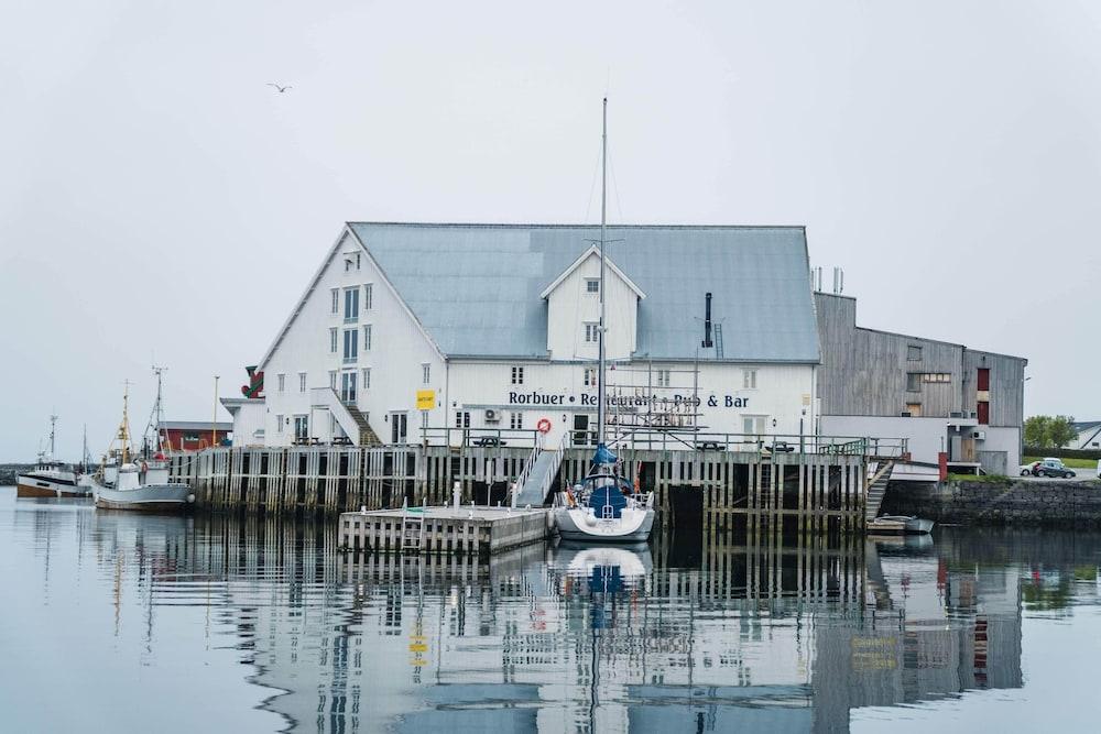Live Lofoten Hotel & Fishermen’s Cabins