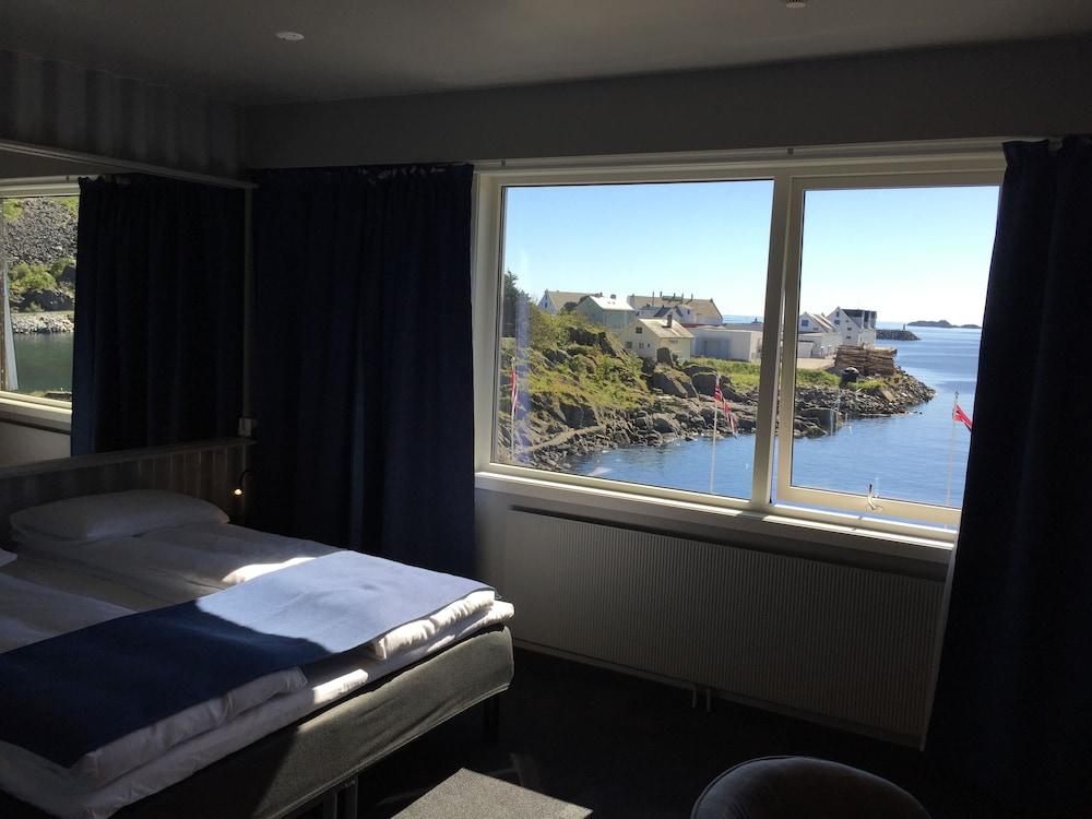 Live Lofoten Hotel & Fishermen’s Cabins